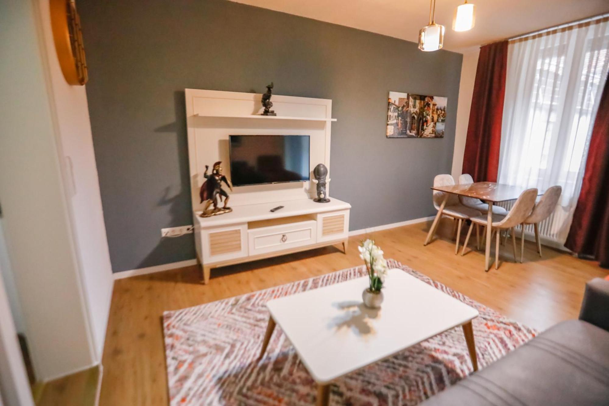 Turis Ferienwohnung 50-2 Triberg im Schwarzwald Bagian luar foto